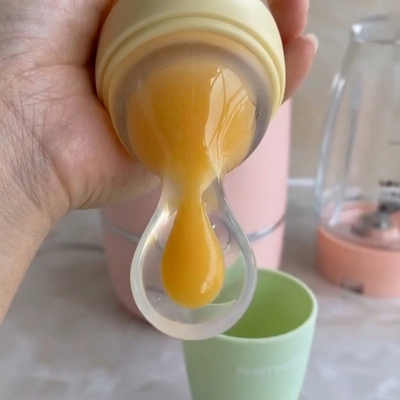 Baby loves the spoon